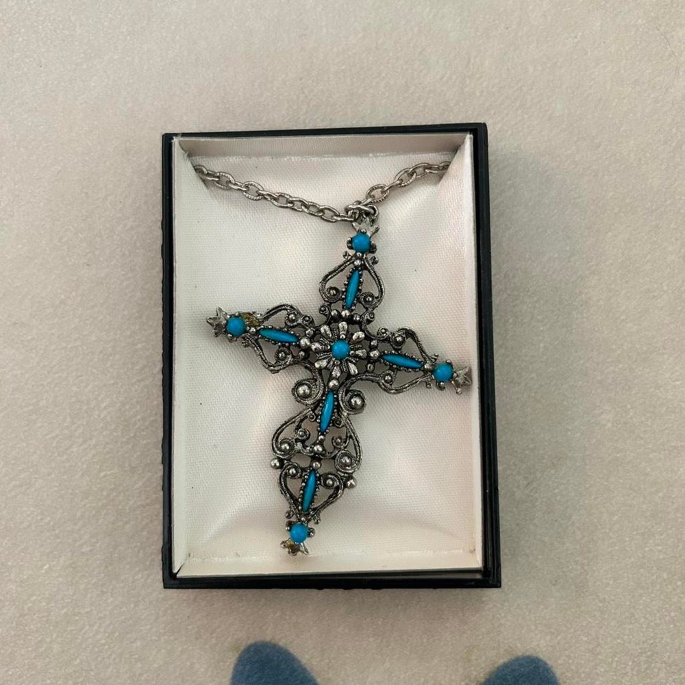 Y2K chunky sterling silver cross pendant necklace with central turquoise gem